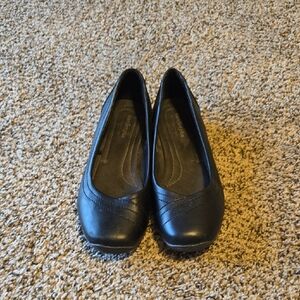 Womens Black Flats